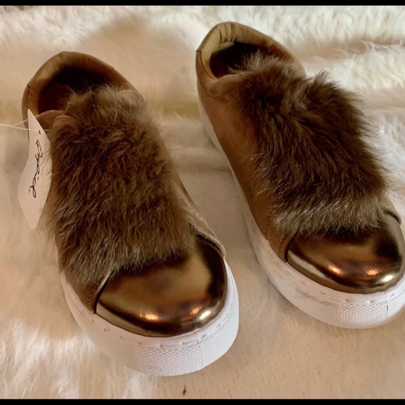 Qupid Bronze Sneakers with Rabbit Fur (NWT) - Picture 2 of 7